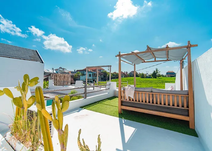 Villa Aurelia - 2 Bedrooms Rooftop In Canggu